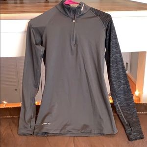 Nike long sleeve top
